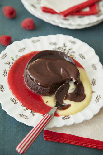 chocolate molten love cake