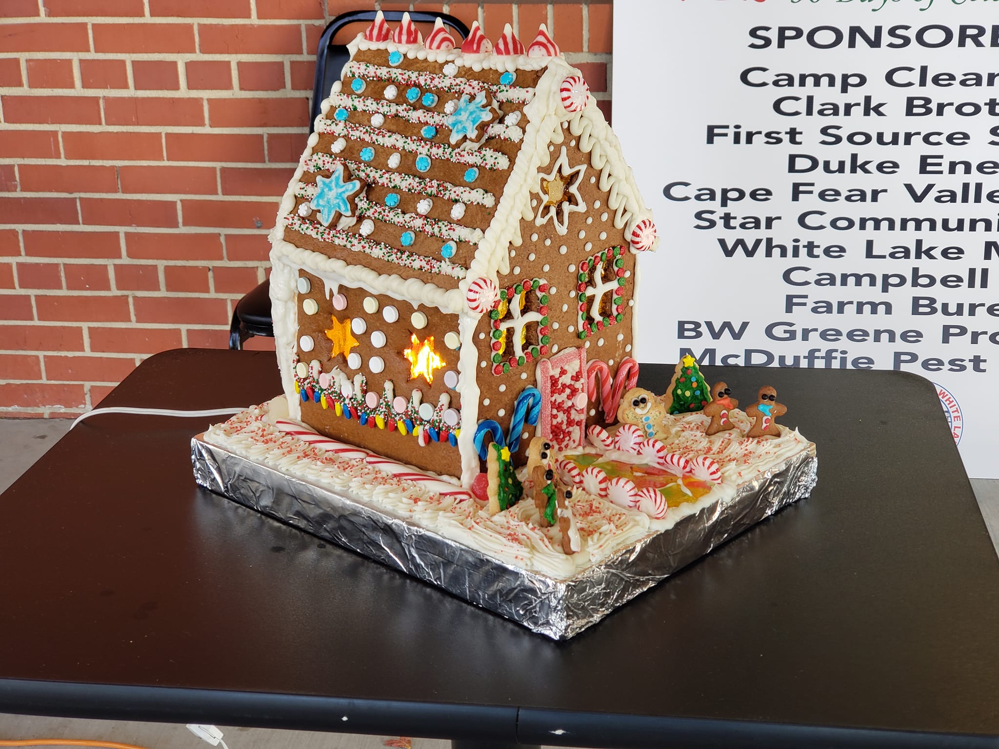 Gingerbread house photo by Chamber of Commerce